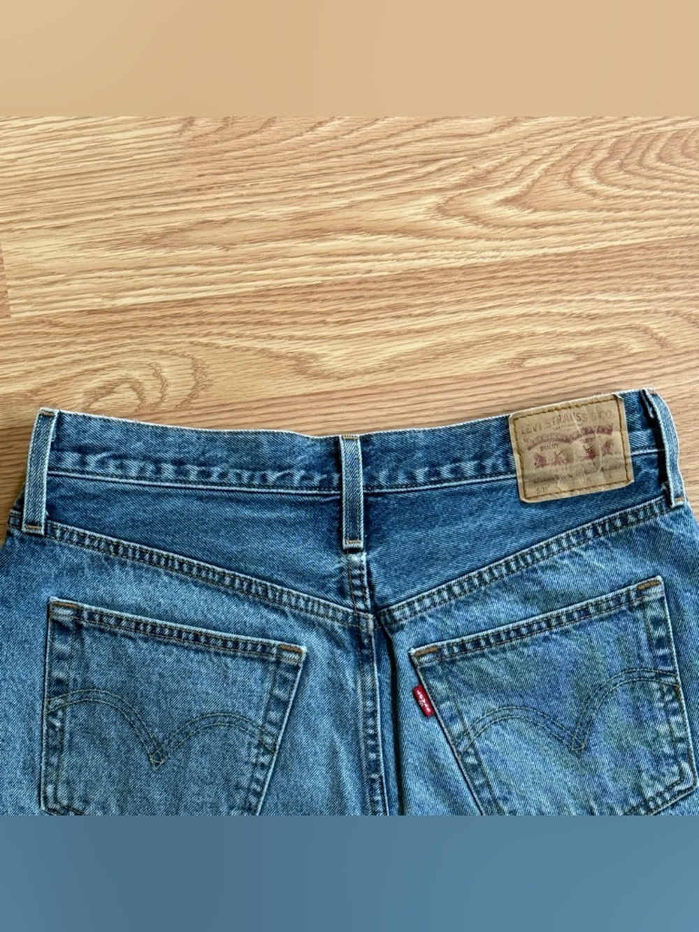 Levi’s 501 Original Cutoff Denim Shorts Button Fly Raw Hem Jean Shorts - Size 29 - Picture 5 of 10